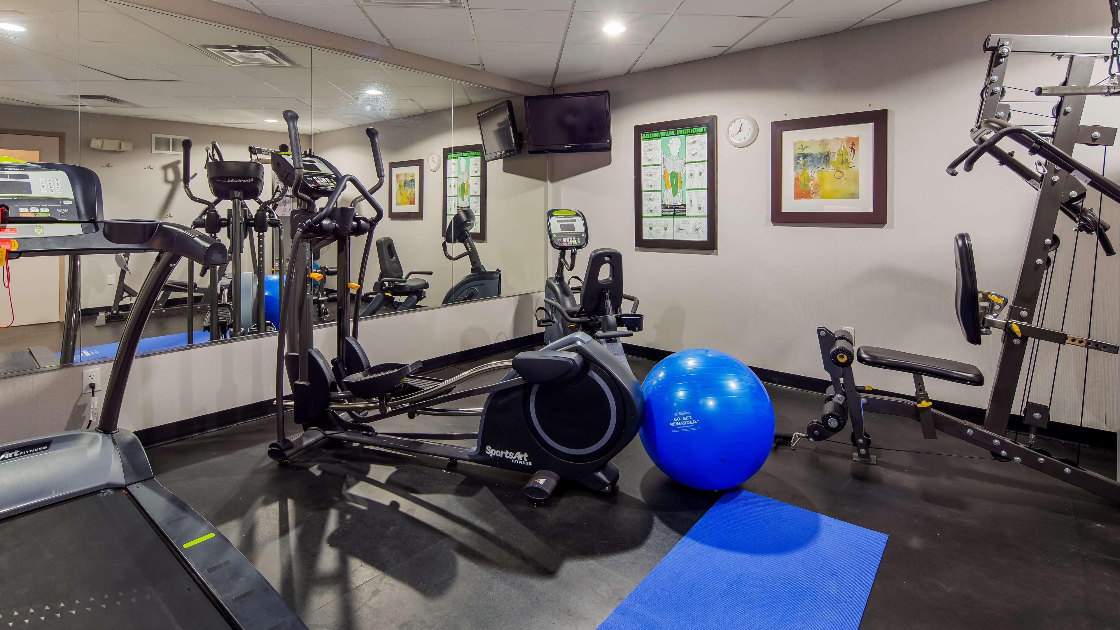 Best Western Plus Bowmanville Bagian luar foto