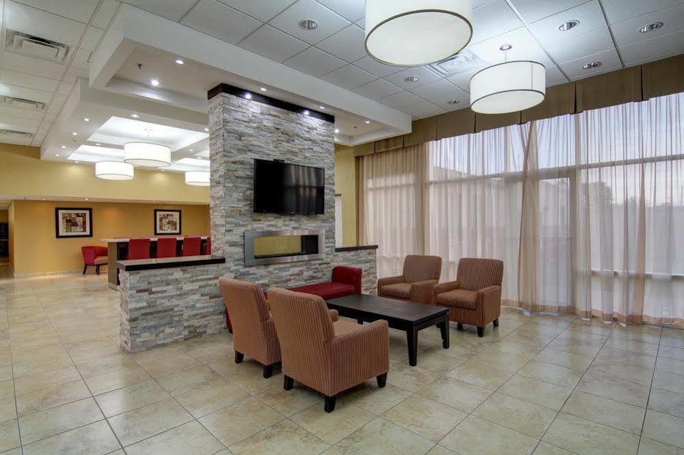 Best Western Plus Bowmanville Bagian luar foto