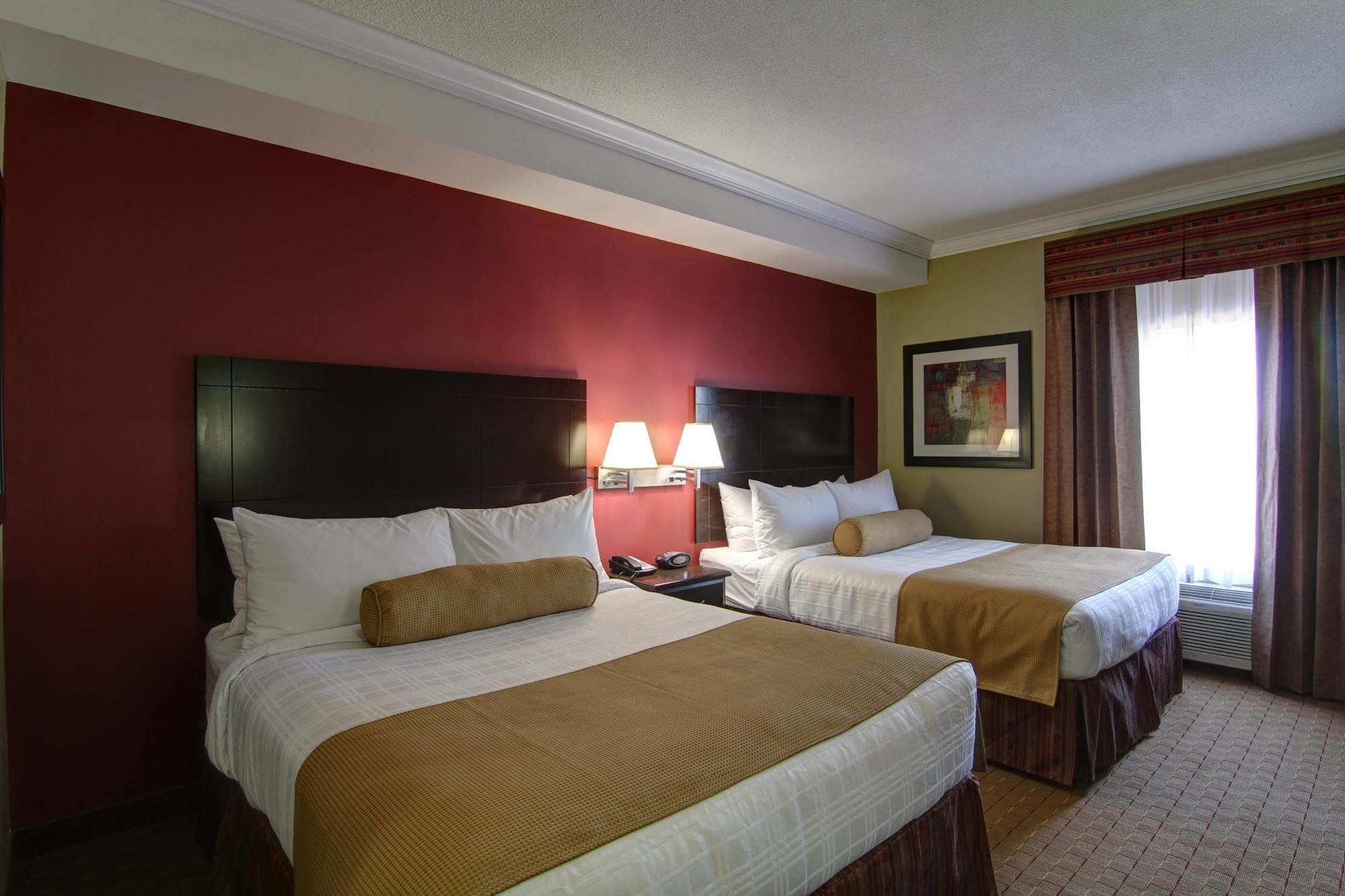 Best Western Plus Bowmanville Bagian luar foto
